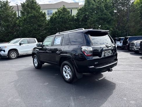 Used 2021 Toyota 4Runner SR5 Premium w/ Moonroof Package AWD/4WD image 5