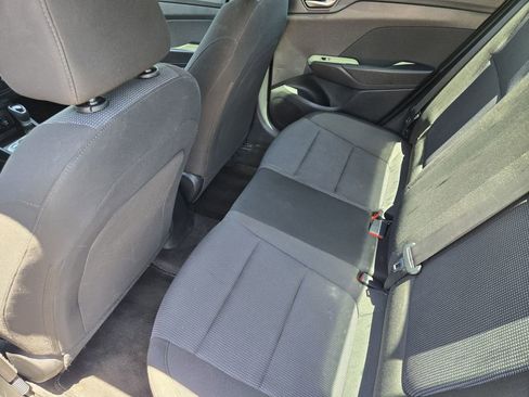 Used 2022 Hyundai Accent SE FWD image 29