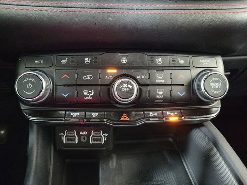 Used 2024 Dodge Durango R/T image 21