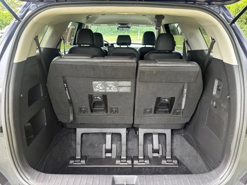 Used 2026 Kia Carnival FWD image 34