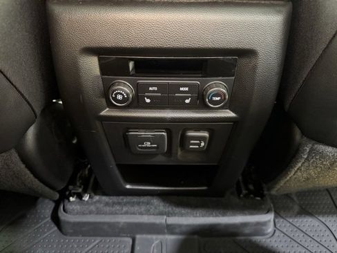 Used 2023 Chevrolet Traverse Premier w/ LPO, Floor Liner Package image 18