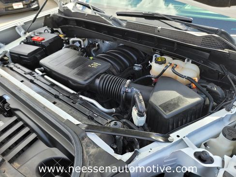 Used 2022 GMC Sierra 1500 SLT w/ SLT Convenience Package image 40