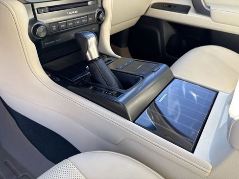 Certified 2023 Lexus GX 460 Premium image 18