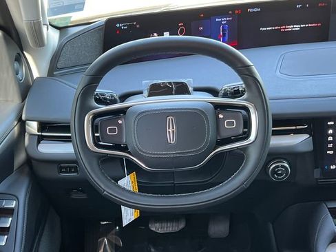 New 2026 Lincoln Navigator L Reserve image 21