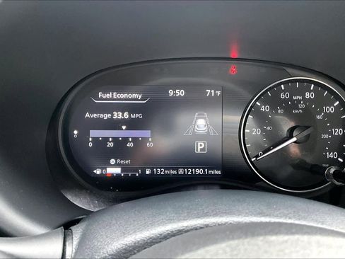 Used 2024 Nissan Kicks SR FWD image 27