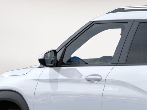 New 2026 Chevrolet TrailBlazer LT w/ LT Cold Weather Package FWD image 12