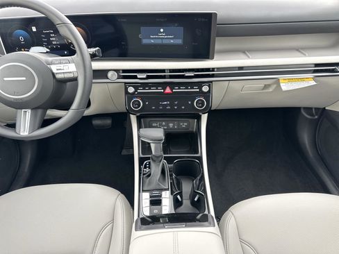 New 2025 Hyundai Tucson SEL image 14