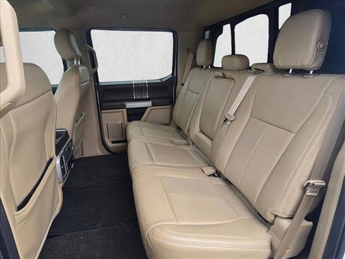 Used 2018 Ford F150 Lariat RWD image 17