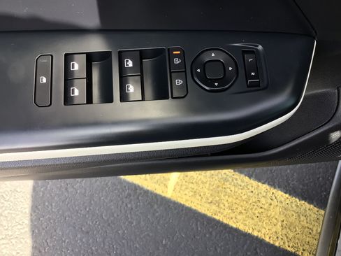 Used 2025 Kia K4 GT-Line w/ GT-Line Sunroof Package FWD image 8