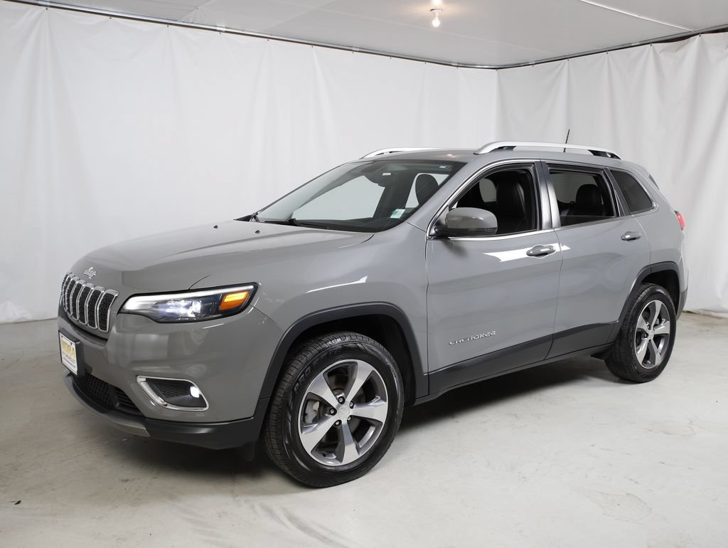 Used 2019 Jeep Cherokee Limited w/ Trailer Tow Group AWD/4WD image 21