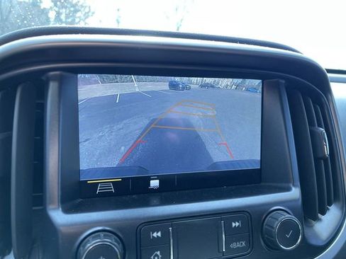 Used 2021 Chevrolet Colorado Z71 w/ Z71 Midnight Edition image 14