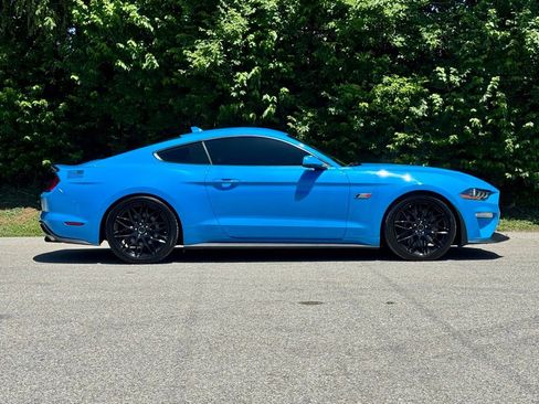 Used 2022 Ford Mustang GT Premium w/ GT Performance Package RWD image 4