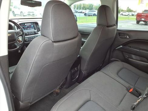 Used 2017 Chevrolet Colorado LT image 17