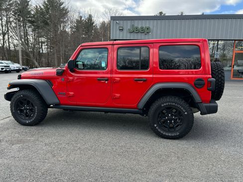 Used 2023 Jeep Wrangler Unlimited w/ Cold Weather Group image 7