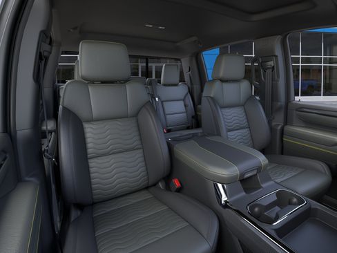 New 2026 Chevrolet Silverado 2500 ZR2 AWD/4WD image 16