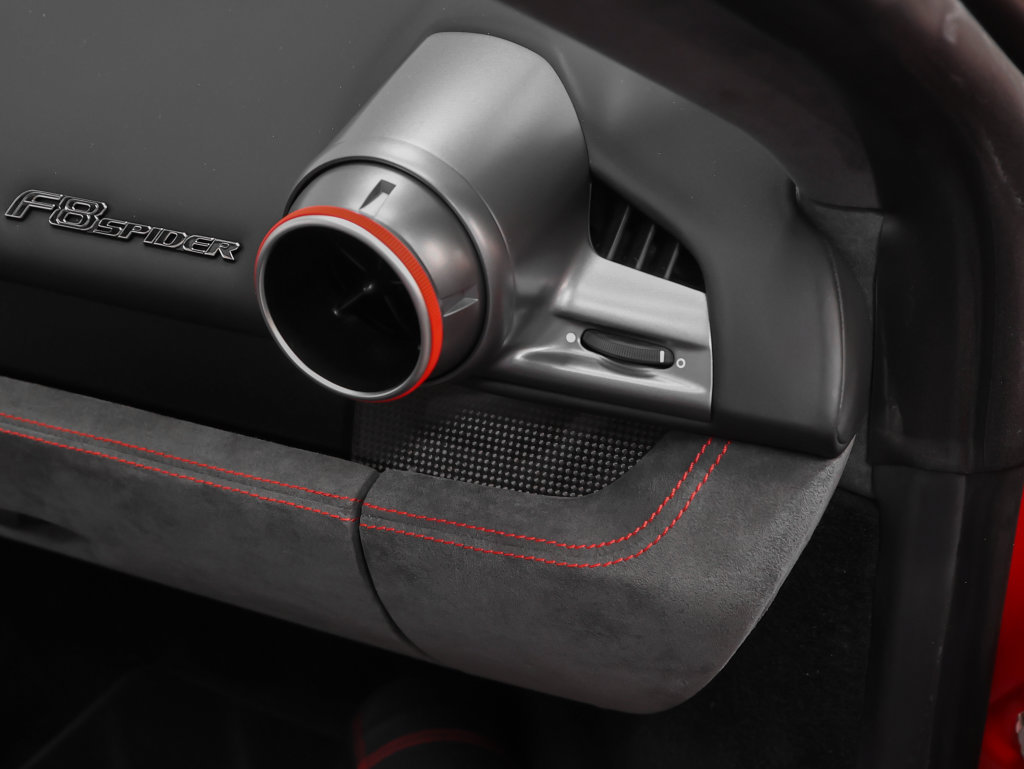 Certified 2023 Ferrari F8 Tributo RWD image 30