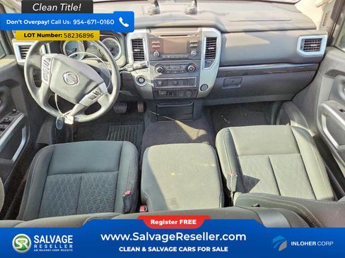 Used 2017 Nissan Titan SV RWD image 11