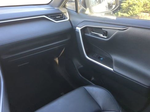 Used 2021 Toyota RAV4 XSE image 20