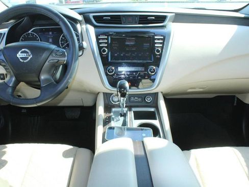 Used 2020 Nissan Murano Platinum image 11