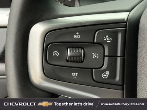 Used 2025 Chevrolet Silverado 1500 RST w/ Convenience Package II RWD image 14