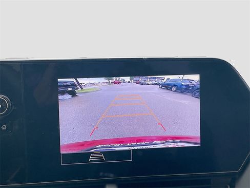 Used 2025 Chevrolet Trax RS w/ Driver Confidence Package image 15