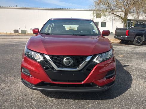 Certified 2022 Nissan Rogue Sport S image 9