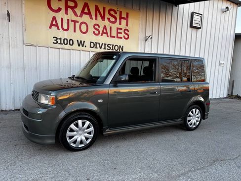 Used 2005 Scion xB image 7