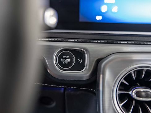 Used 2025 Mercedes-Benz G 63 AMG 4MATIC image 28