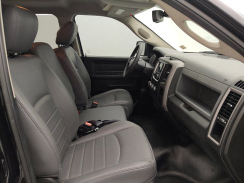 Used 2018 RAM 1500 Tradesman RWD image 21