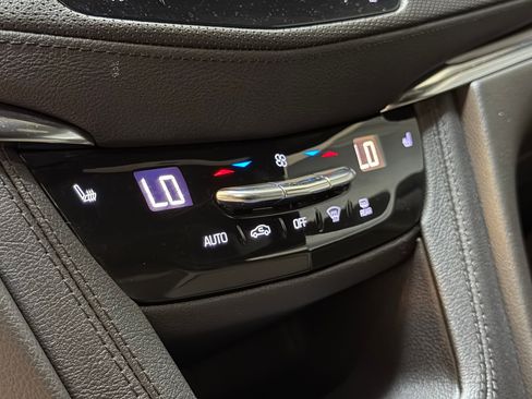Certified 2022 Cadillac XT5 Luxury FWD image 31