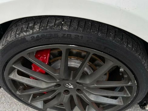 Used 2017 Maserati Ghibli S image 12