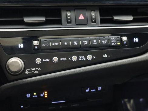 Used 2022 Lexus ES 350 F Sport image 30