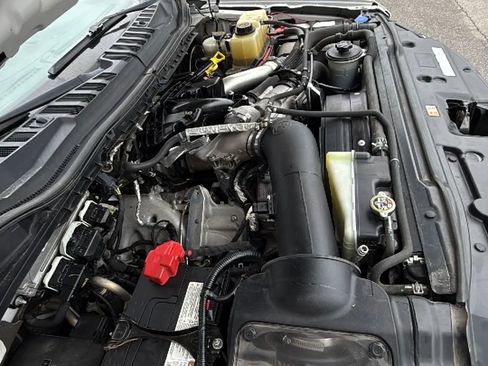 Used 2019 Ford F250 XLT image 32