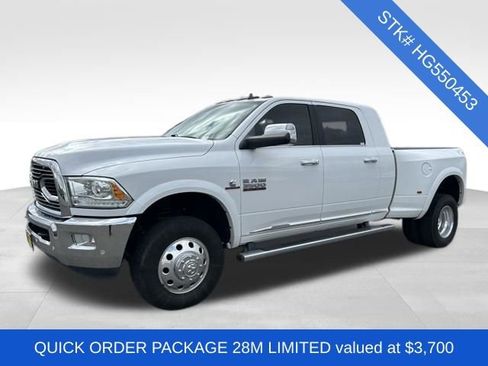 Used 2017 RAM 3500 Laramie Longhorn image 3