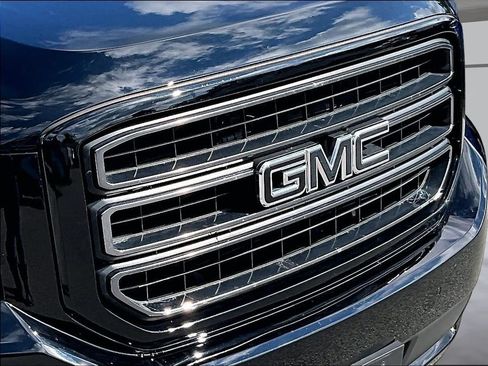 Used 2020 GMC Yukon SLT w/ Graphite Performance Edition AWD/4WD image 30