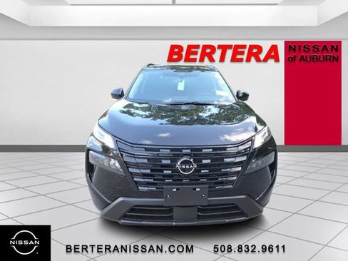 New 2026 Nissan Rogue Dark Armor AWD/4WD image 3