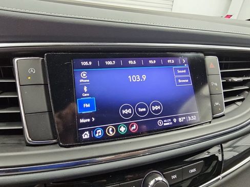 Used 2024 Buick Enclave Essence FWD image 15