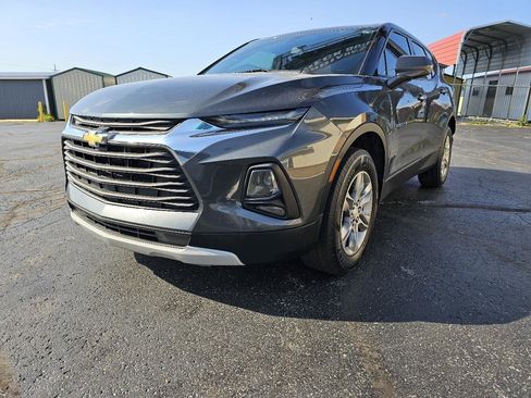 Used 2019 Chevrolet Blazer LT FWD image 2