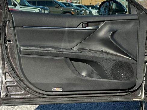 Used 2022 Toyota Camry XSE image 13