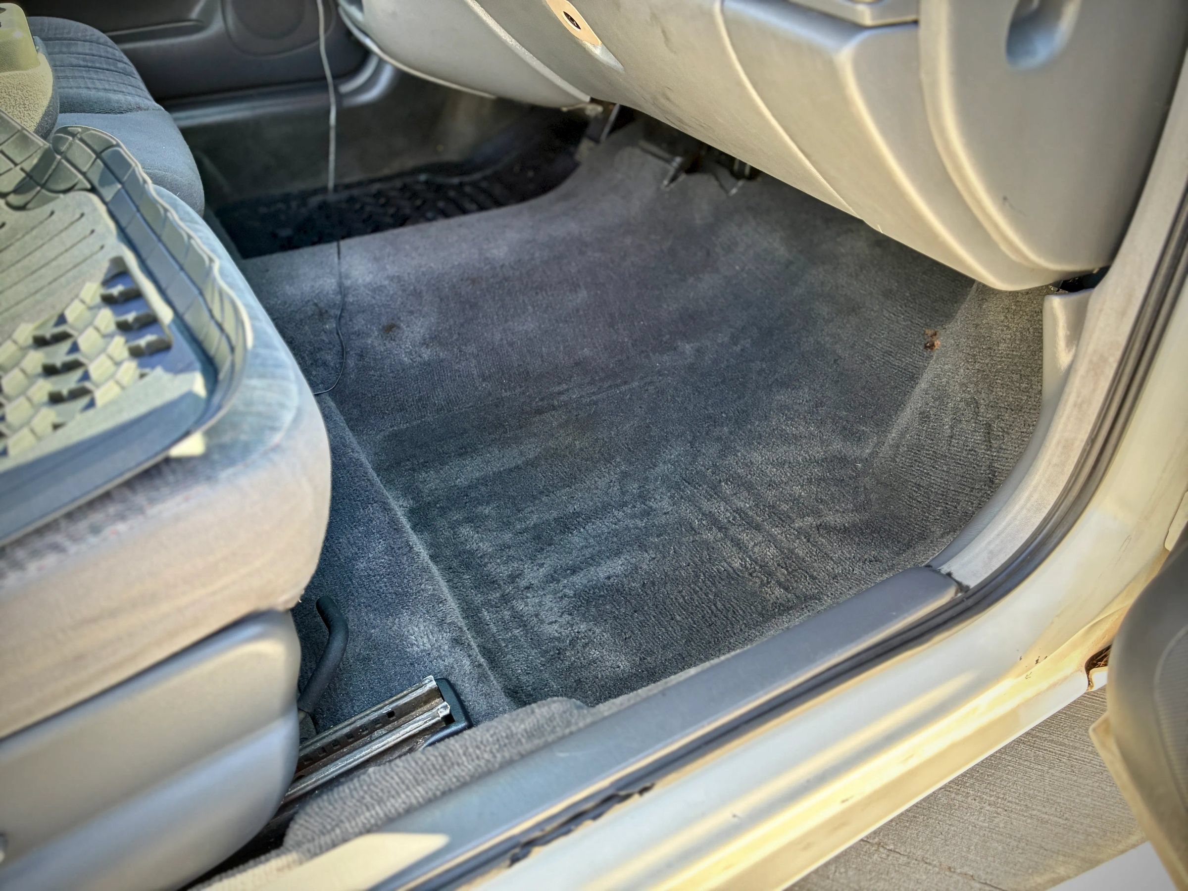 Used 2003 Buick Century Custom FWD image 45