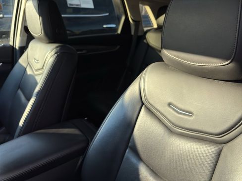 Used 2018 Cadillac XT5 Luxury image 6