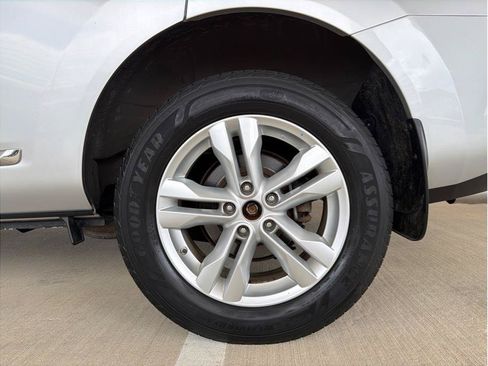 Used 2013 Nissan Rogue SV w/ Premium Pkg AWD/4WD image 28
