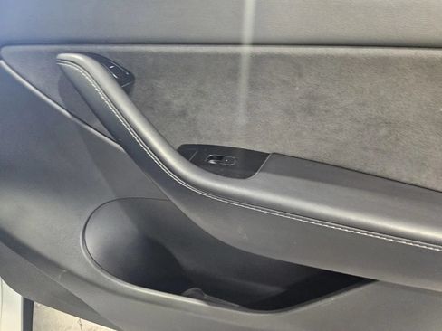 Used 2020 Tesla Model Y Performance AWD/4WD image 6