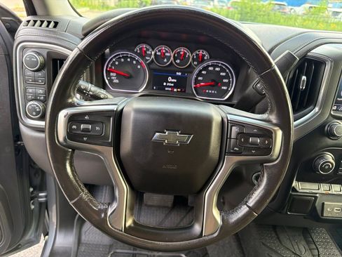 Used 2020 Chevrolet Silverado 1500 LT Trail Boss AWD/4WD image 15