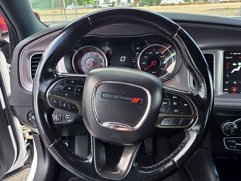 Used 2023 Dodge Charger SXT RWD image 23