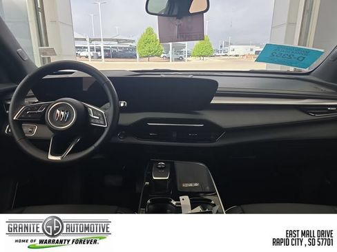Used 2026 Buick Enclave Preferred FWD image 13