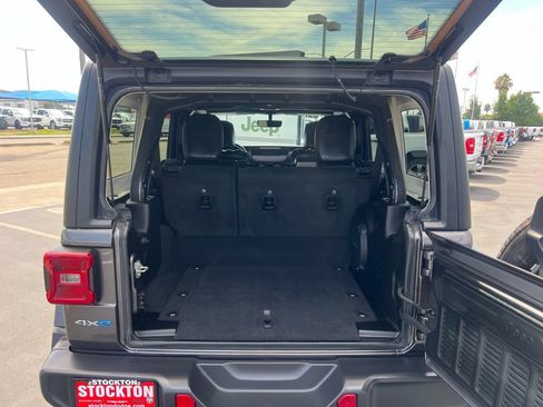 Used 2023 Jeep Wrangler Unlimited Sahara w/ Cold Weather Group AWD/4WD image 52
