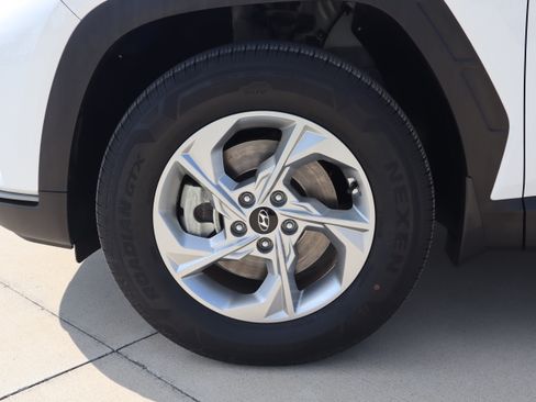 Used 2024 Hyundai Tucson SE AWD/4WD image 23