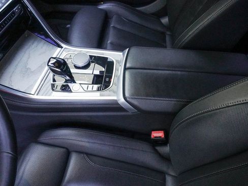 Used 2025 BMW 840i w/ Driving Assistance Package RWD image 41