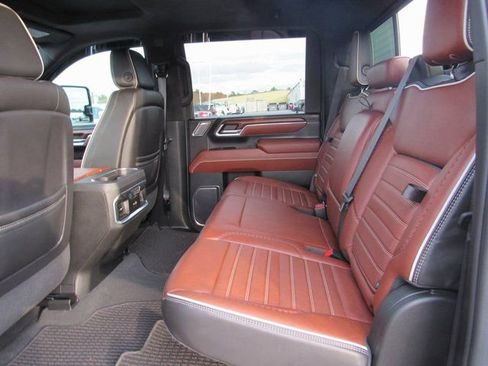 Used 2024 GMC Sierra 2500 Denali Ultimate image 29